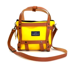 Daniel Chong BOLSO ARNÉS PIEL AVELLANA* Bolsos Arnés