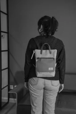 Daniel Chong Mochila Book Holder Mini Impermeable DZ* Mochilas Mini Book Holder|Mochilas Mini