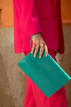 Daniel Chong Sobre de piel* Bolsos De Piel